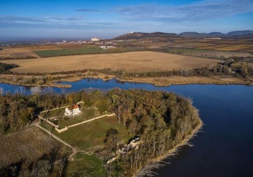 Letohrádek Portz Insel - Víno Cibulka